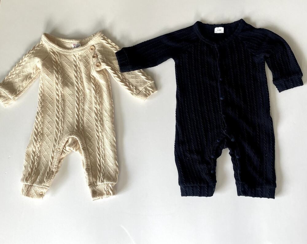 Baby Unisex Cable Knit Sweater Onesies set of 2 Sz 1-3 months